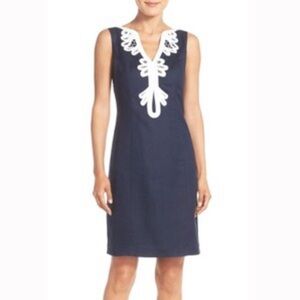 ELIZA J Sleeveless Sheath Dress in Navy & White